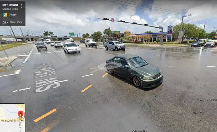 Photo of cars in an intersection